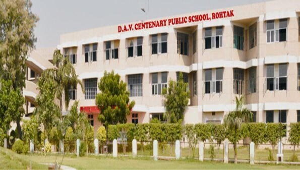 D A V Centenary Public School