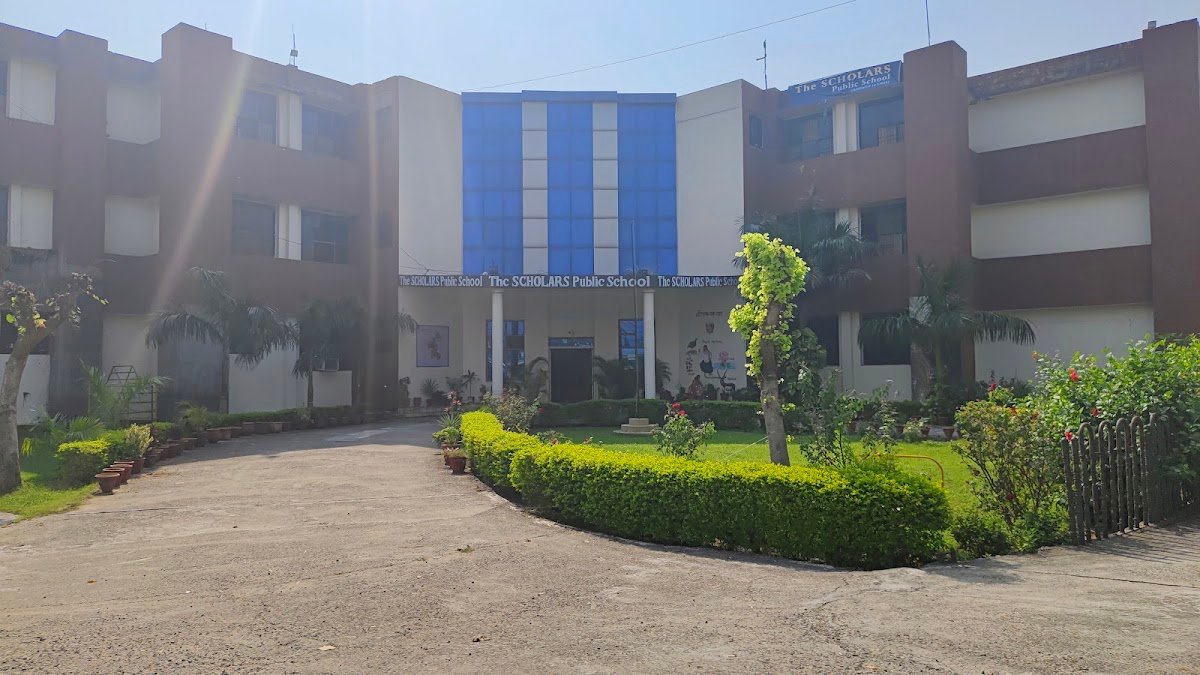 The Scholars Public School