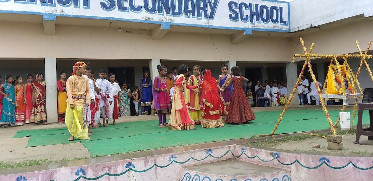 M.D.N Senior Secondary School