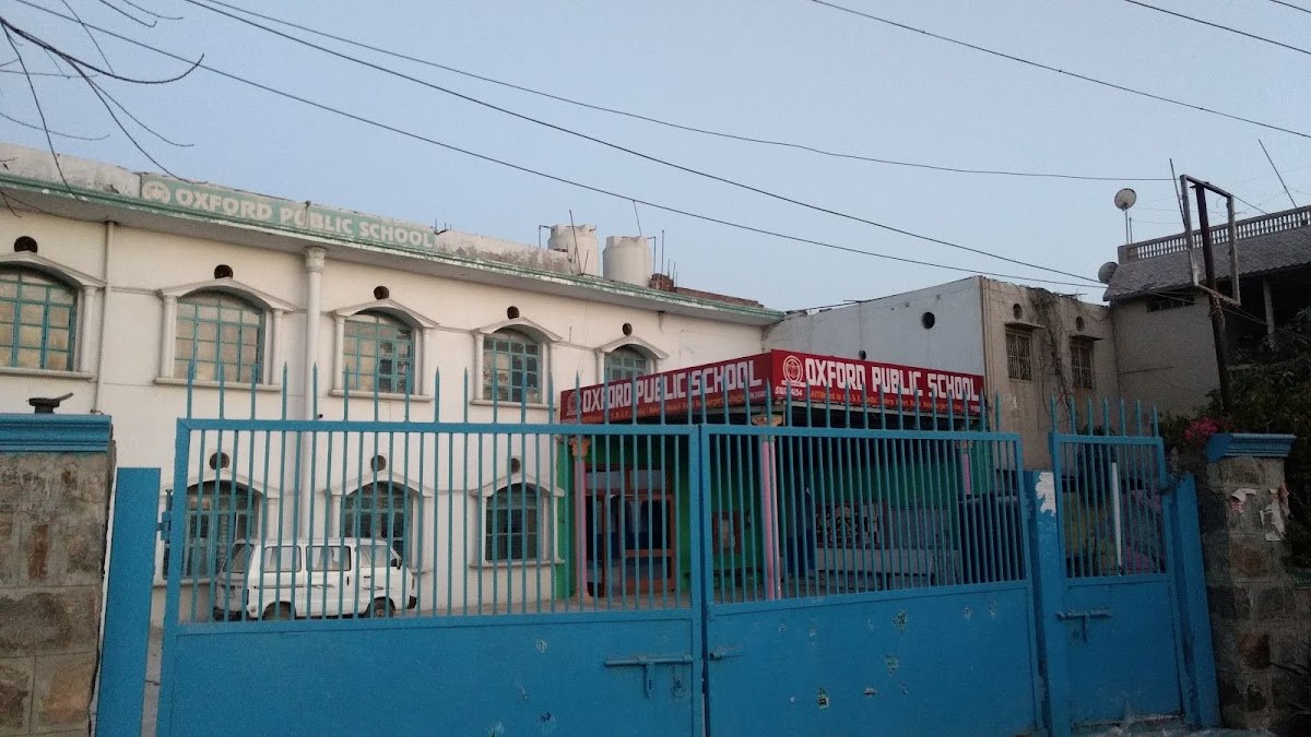 Oxford Public School