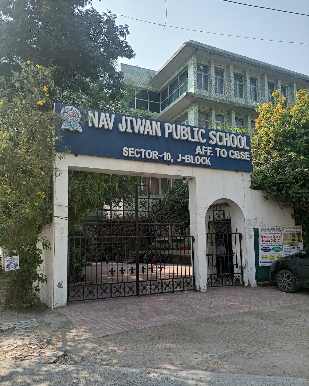 Nav Jiwan Public School