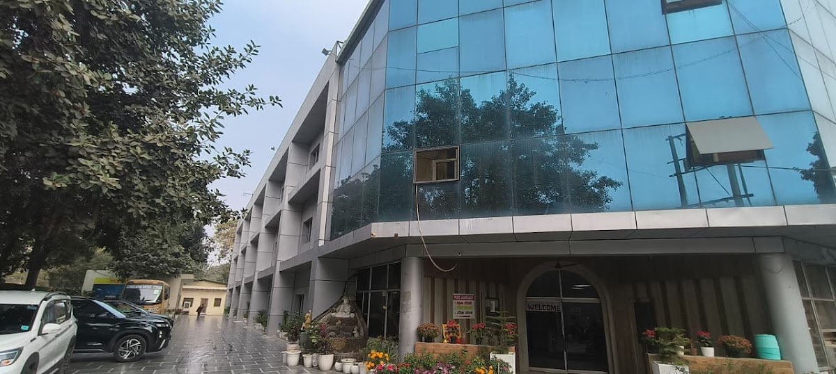 Shreeram Model School