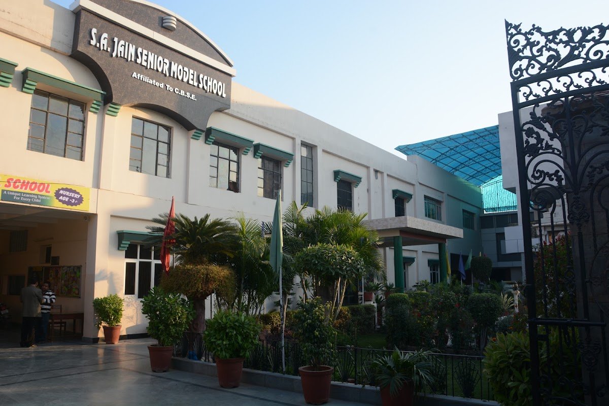 S A Jain Senior Model School