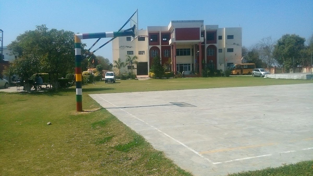 Baba Banda Bahadur Public School