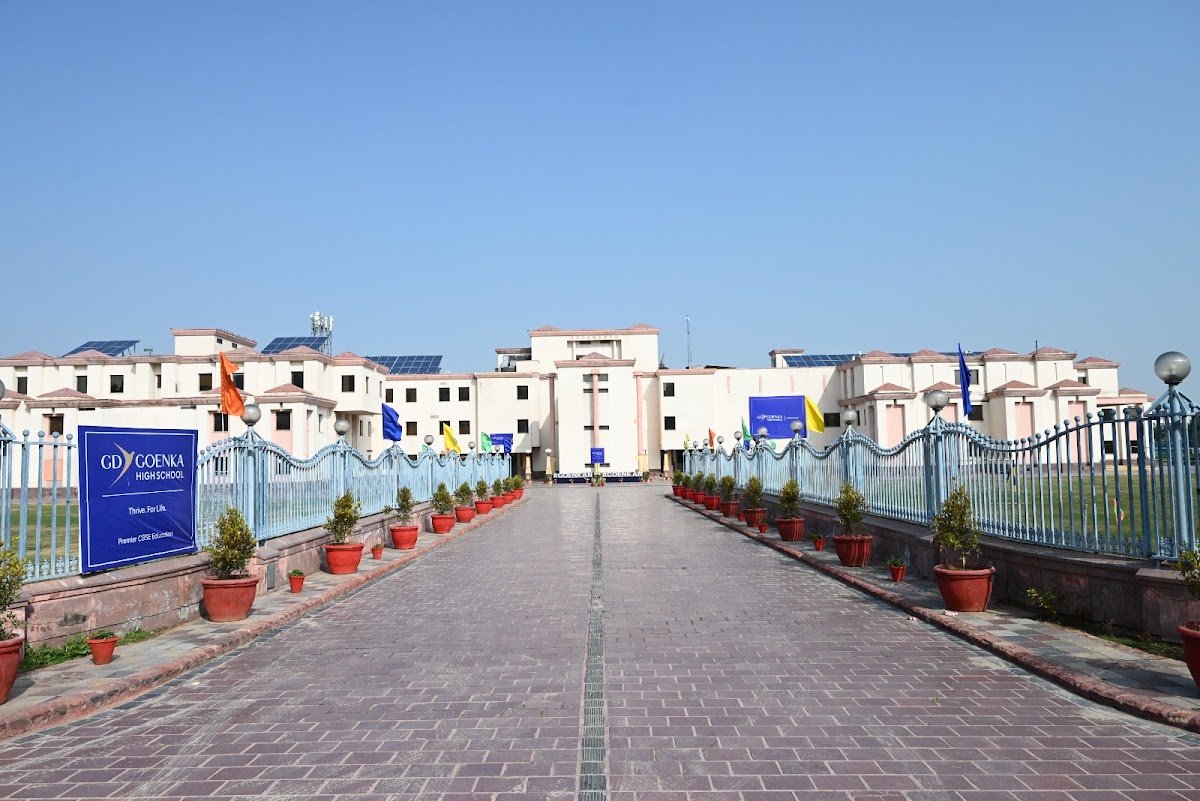 G D Goenka High School