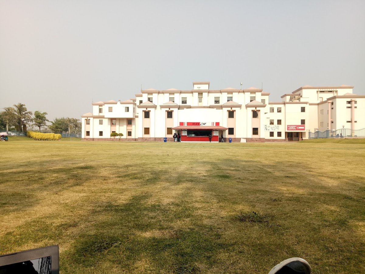 G D Goenka World School