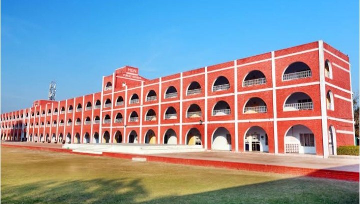 M D N Public School