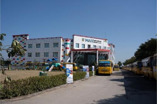 Max International School